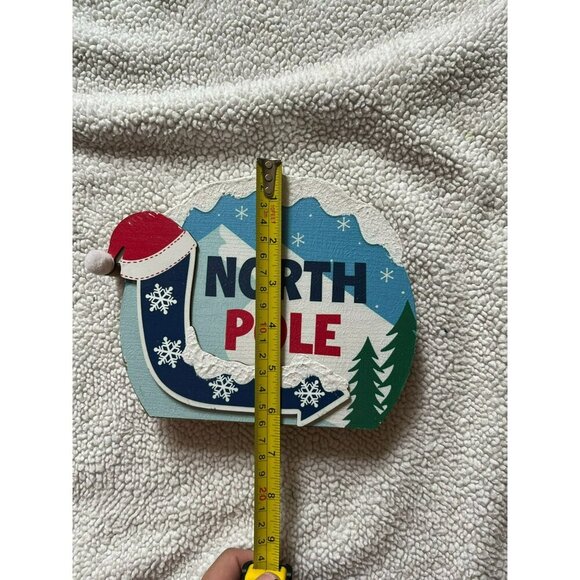 3 for $15 - Ashland North Pole Journey 6" Small Wooden Tabletop Decor Brand New - Picture 3 of 3